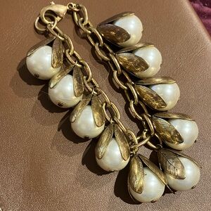 Vintage Elegant Gold and Cream Bracelet